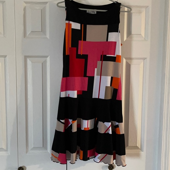 Joseph Ribkoff Dresses & Skirts - Gorgeous Joseph Ribkoff abstract dress size 10🔥🔥